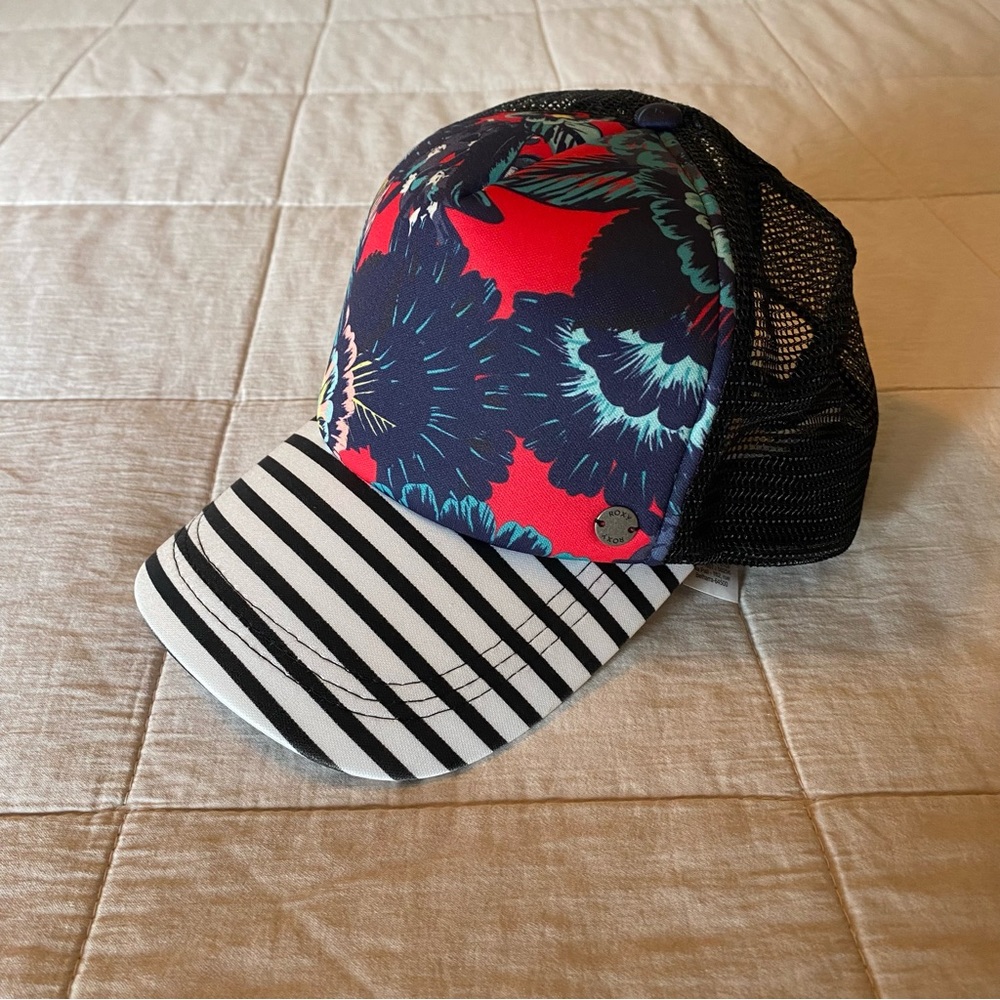 Women’s Hat Lot